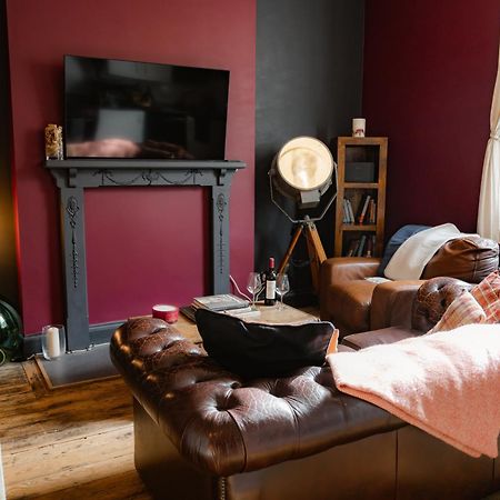 The Bolt Hole - Stratford Upon Avon - Central - Free Offstreet Parking - 2 Bed Luxury Apartment Eksteriør billede